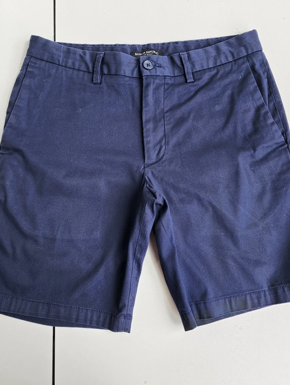 Banana Republic mens Aiden Shorts 31 Navy blue Preppy Casual 10 Inch